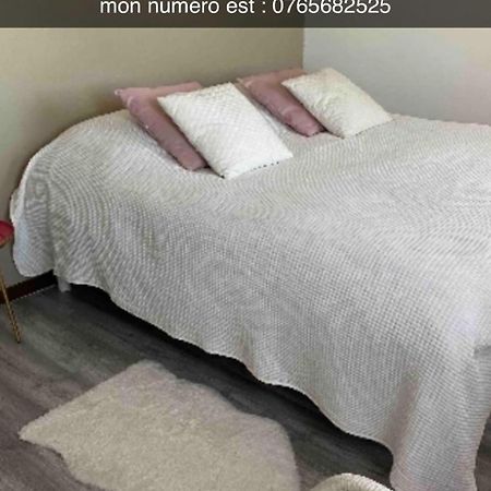 Chambre Chez L Habitant A 200 M Du Bord De Mer بورت دوبوك المظهر الخارجي الصورة